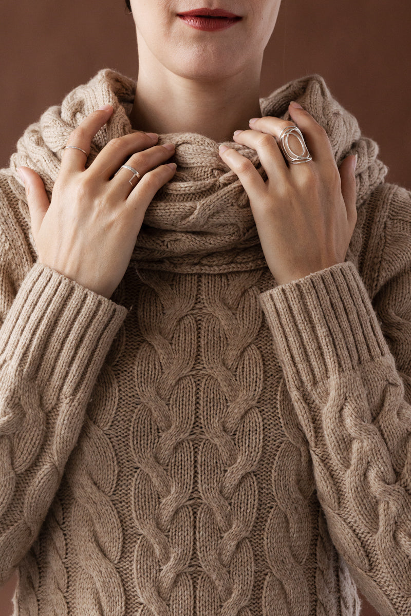 Dainty knuckle ring