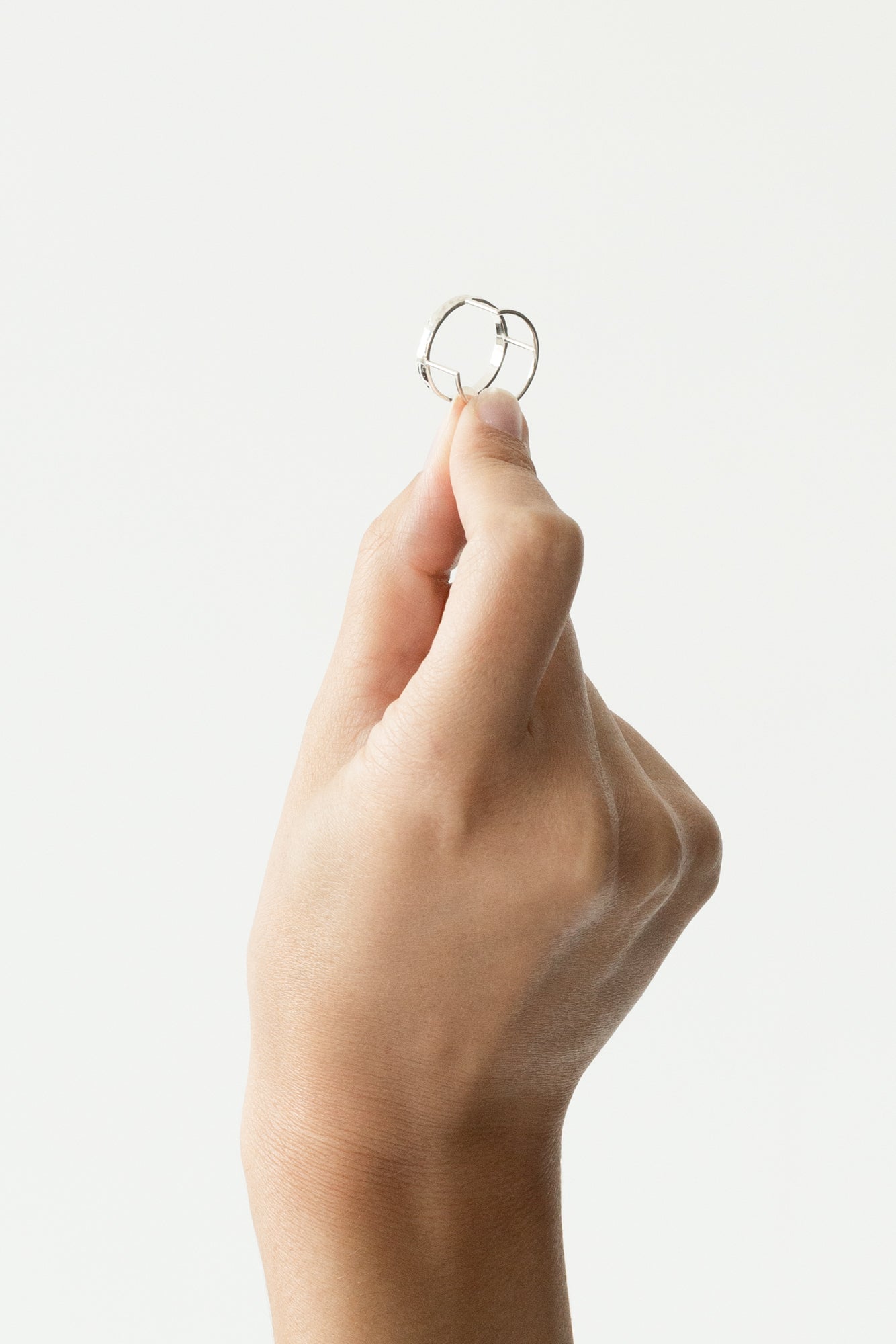 Stackable faceted ring