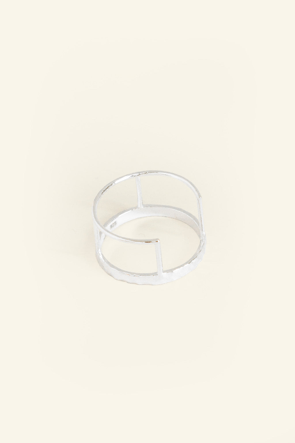 Stackable faceted ring