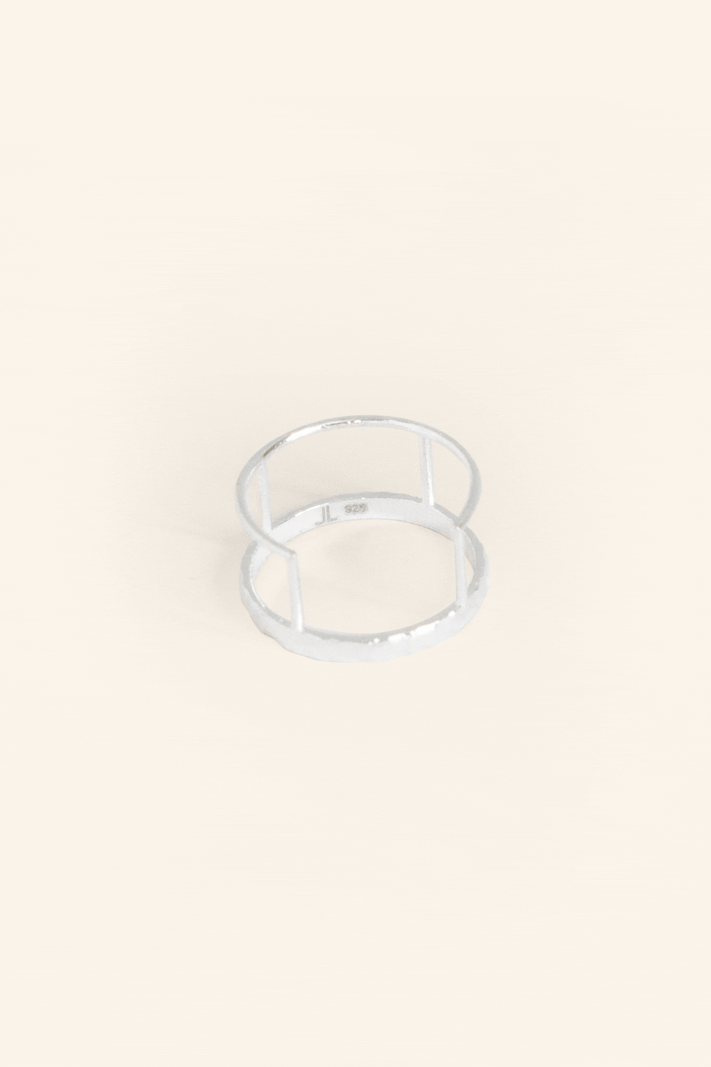 Stackable faceted ring